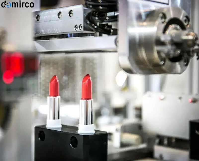 خط تولید رژ لب دست دوم، دستگاه‌های تولید رژ لب، خرید و فروش ماشین‌آلات صنعتی، دمیرکو، سرمایه‌گذاری هوشمندانه در صنعت آرایشی