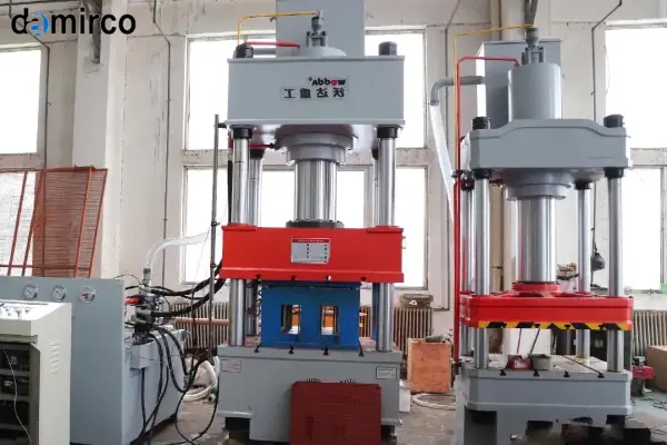 عکس دستگاه پرس هیدرولیک