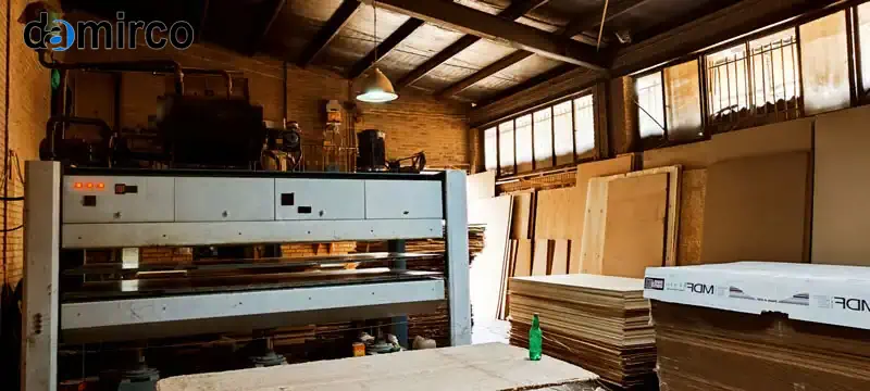 دستگاه پرس چوب