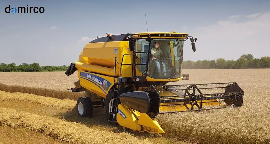 مینی کمباین چند منظوره برای برداشت محصولات کشاورزی