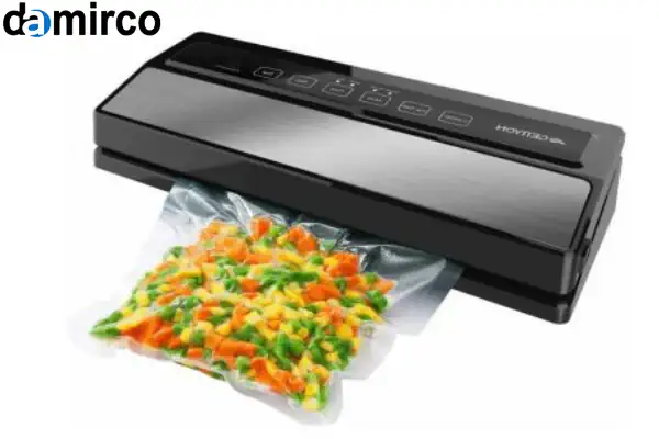 تصویری از بهترین دستگاه بسته بندی وکیوم صنعتی در حال بسته بندی محصولات غذایی