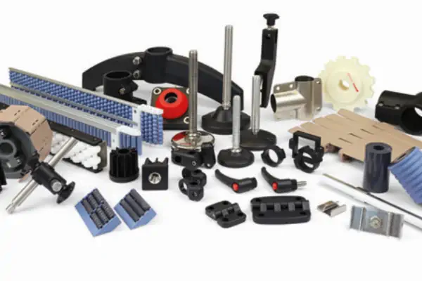 نمای نزدیک از قطعات اصلی یک سیستم نوار نقاله صنعتی