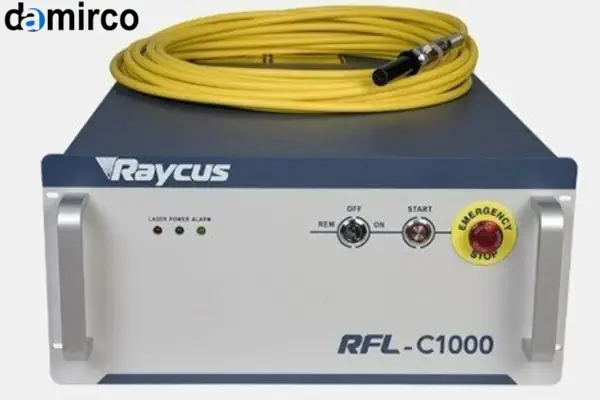 تصویر یک سورس لیزر فایبر صنعتی پیشرفته برای واردات و استفاده در دستگاه‌های برش لیزری