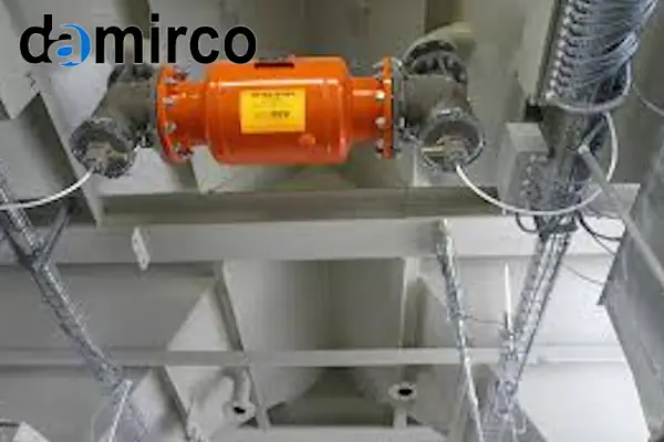 نمایی شماتیک از اجزای اصلی یک دستگاه ایربلاستر صنعتی به همراه خطوط اتصال هوا