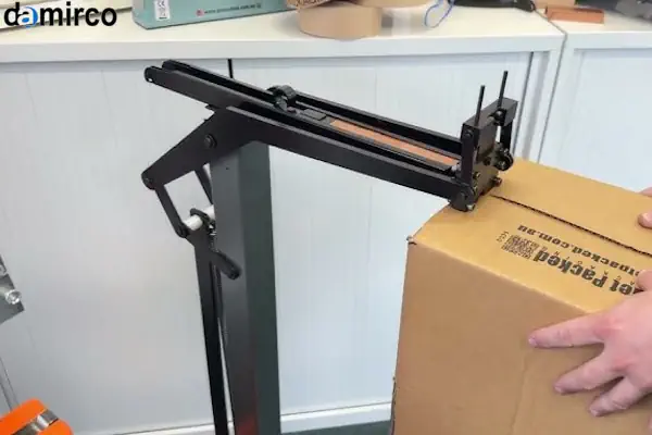 انواع سوزن منگنه صنعتی برای دستگاه منگنه کوب کارتن در ابعاد مختلف