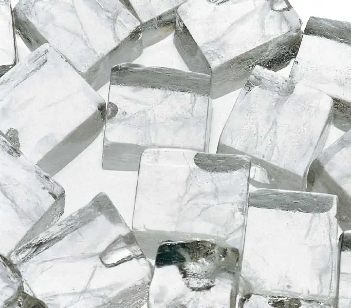 عکس یخهای قالبی ساخته شده با یخساز صنعتی