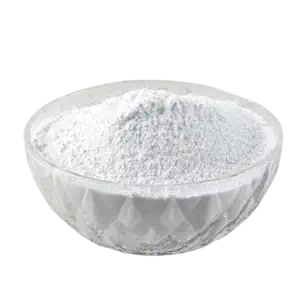 پودر سفید آسپارتام در محیط صنعتی