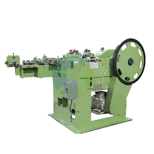 عکس میخ در دستگاه تولید میخ