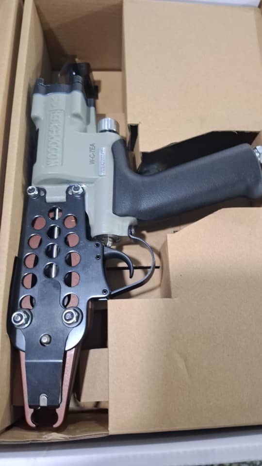 کلیپر کلیپس زن تفنگی